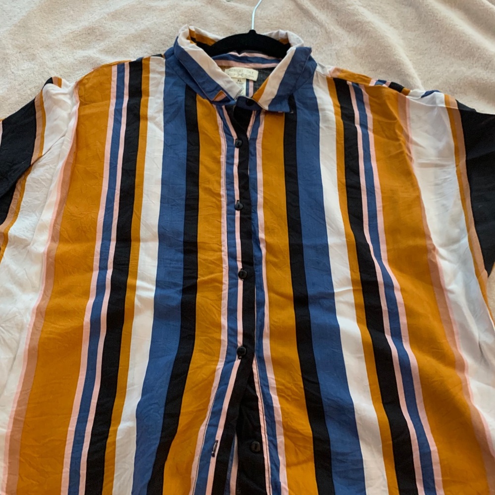 Cropped shirt - Picture 3 of 4
